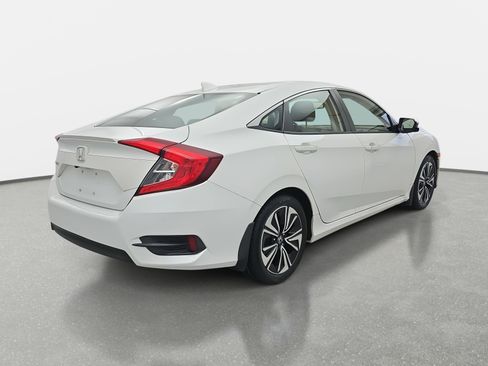 Used 2018 Honda Civic EX-L image 5