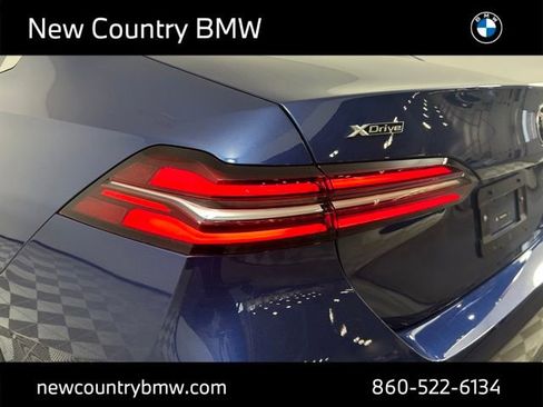 Certified 2026 BMW 530i xDrive w/ Premium Package AWD/4WD image 28