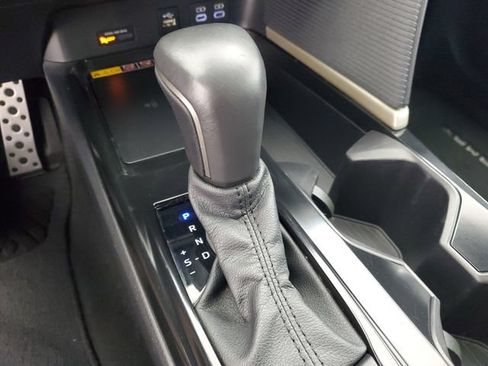 Used 2025 Toyota Camry SE w/ Convenience Package FWD image 29