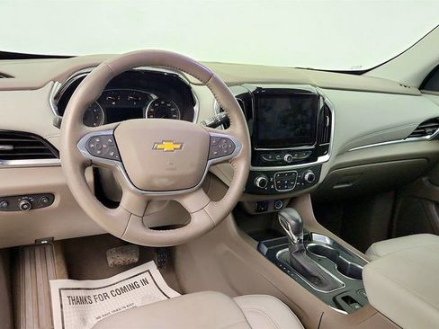Used 2021 Chevrolet Traverse LT AWD/4WD image 12