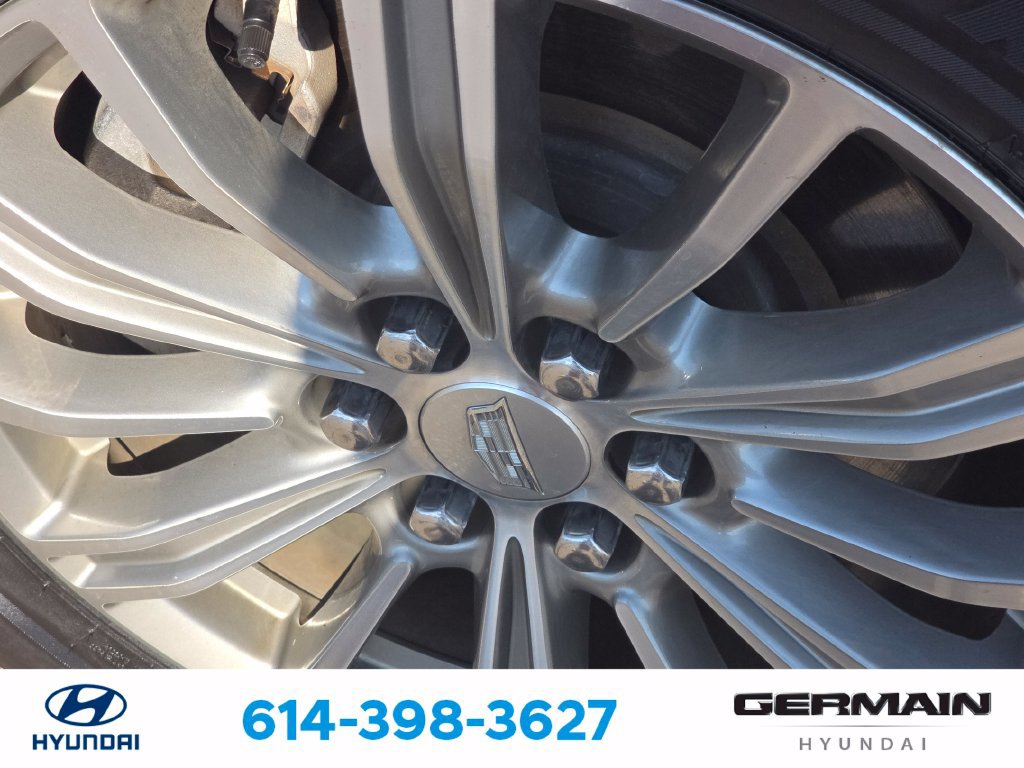Used 2017 Cadillac XT5 Luxury w/ Driver Awareness Package FWD image 13