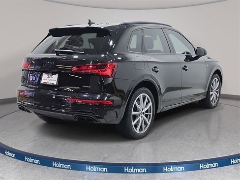 Used 2023 Audi Q5 e Prestige w/ Prestige Package image 6
