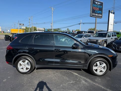 Used 2012 Porsche Cayenne image 2