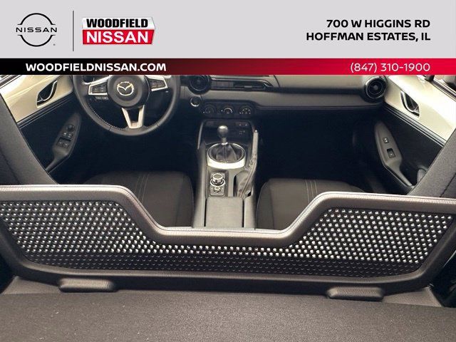 Used 2020 MAZDA MX-5 Miata Club RWD image 26