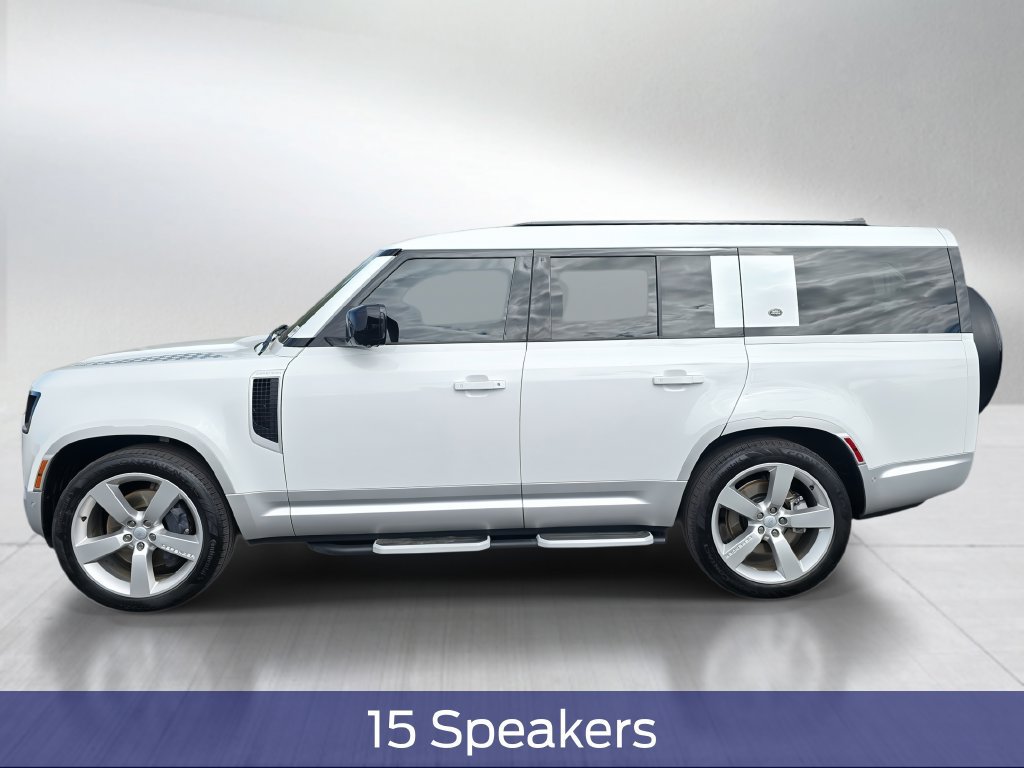 Used 2023 Land Rover Defender 130 SE AWD/4WD image 3