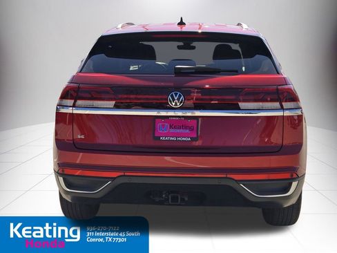 Used 2024 Volkswagen Atlas Cross Sport SE image 7