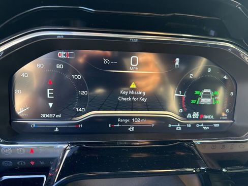 Used 2024 GMC Sierra 1500 Elevation image 13