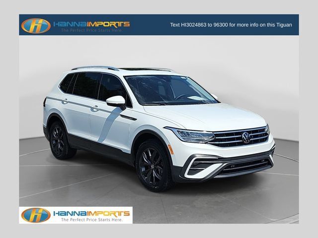 Used 2024 Volkswagen Tiguan SE FWD image 1