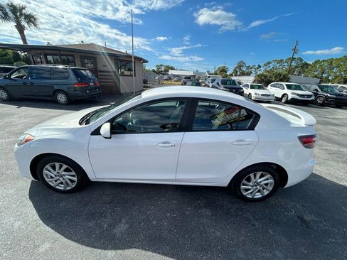 Used 2013 MAZDA MAZDA3 i Touring image 7