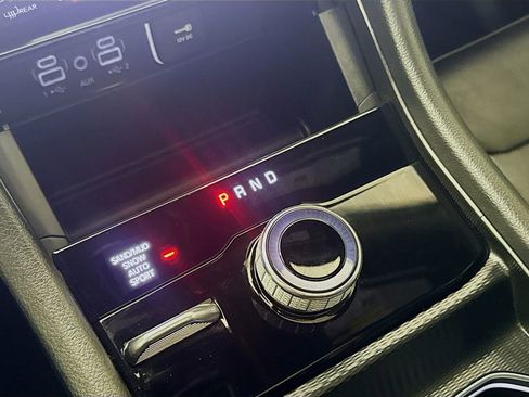 Used 2024 Jeep Grand Cherokee L Limited w/ Black Appearance Package image 21