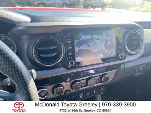 Used 2023 Toyota Tacoma TRD Off-Road w/ Advanced Technology Package AWD/4WD image 17