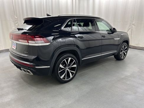 Used 2025 Volkswagen Atlas Cross Sport SEL Premium R-Line image 6