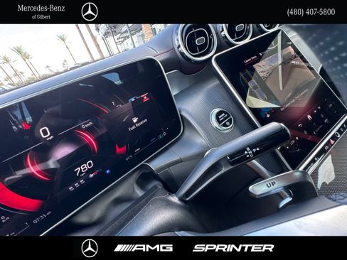 Certified 2025 Mercedes-Benz GLC 43 AMG 4MATIC image 31