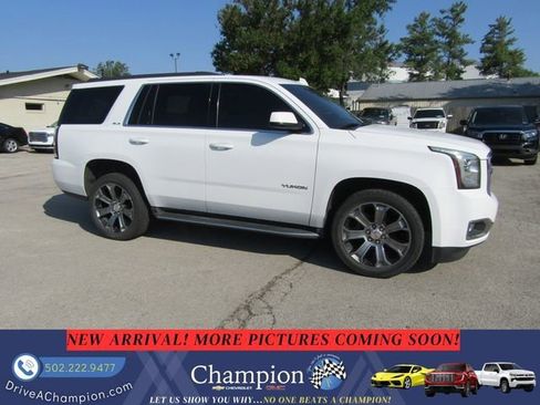 Used 2016 GMC Yukon SLE w/ Convenience Package AWD/4WD image 3