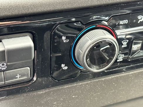 Used 2024 Chevrolet Silverado 1500 RST image 21