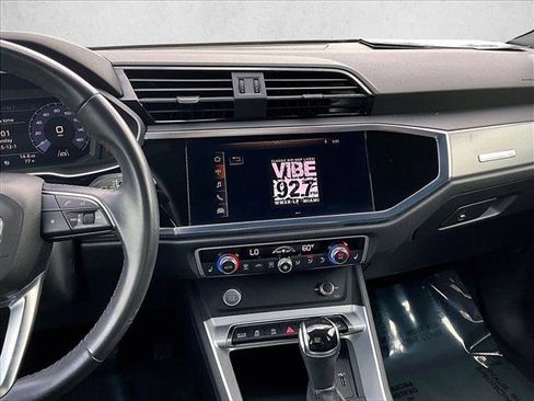 Used 2020 Audi Q3 2.0T Premium w/ Convenience Package image 8
