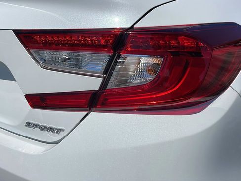 Used 2022 Honda Accord Sport image 35