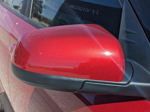 Certified 2025 Hyundai Venue SEL image 11