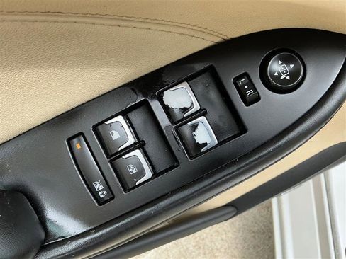Used 2019 Cadillac CTS Luxury RWD image 26