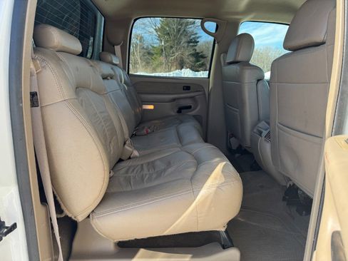 Used 2002 Chevrolet Silverado 1500 LT w/ Off-Road Skid Plate Pkg image 17