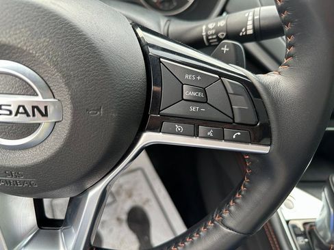 Used 2020 Nissan Altima 2.0 SR image 11