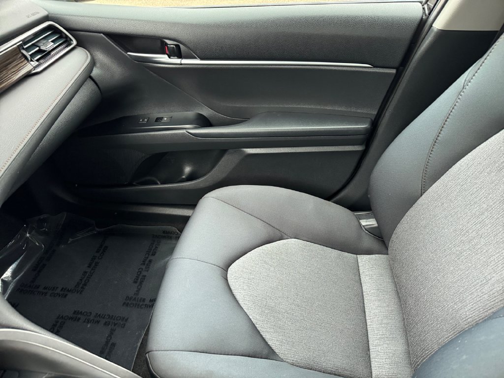 Certified 2019 Toyota Camry LE FWD image 30