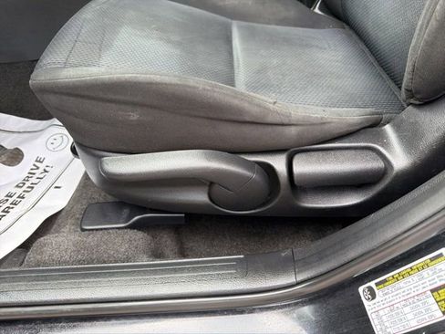 Used 2010 MAZDA MAZDA3 i Sport FWD image 10