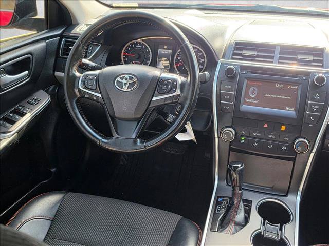 Used 2016 Toyota Camry SE FWD image 17