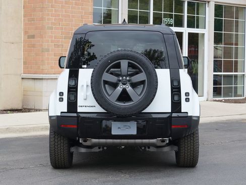 Used 2026 Land Rover Defender 110 S AWD/4WD image 5