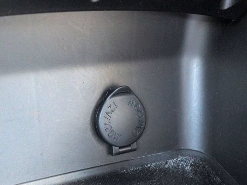 Used 2005 Toyota Solara SLE FWD image 19