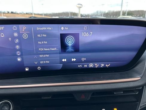 Used 2024 Buick Envision Sport Touring image 22