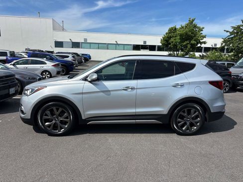 Used 2018 Hyundai Santa Fe Sport w/ 2.0T Ultimate Tech Package 05 AWD/4WD image 2