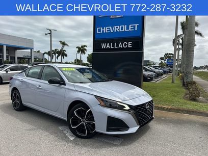 Used 2023 Nissan Altima 2.5 SR