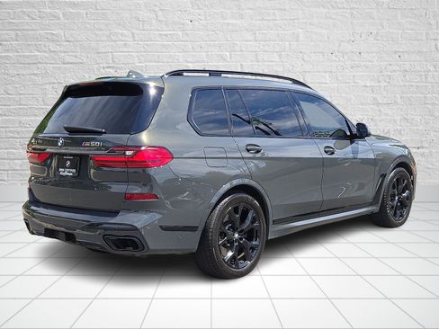Used 2022 BMW X7 M50i AWD/4WD image 6