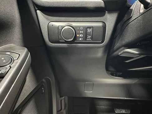 Used 2025 Ford Escape Active image 17