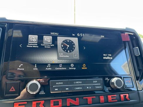 New 2025 Nissan Frontier PRO-4X w/ Tow Package image 29