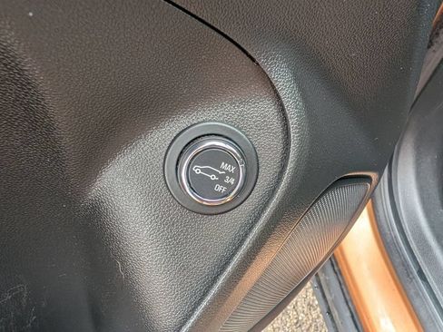 Used 2024 Buick Encore GX Preferred AWD/4WD image 17