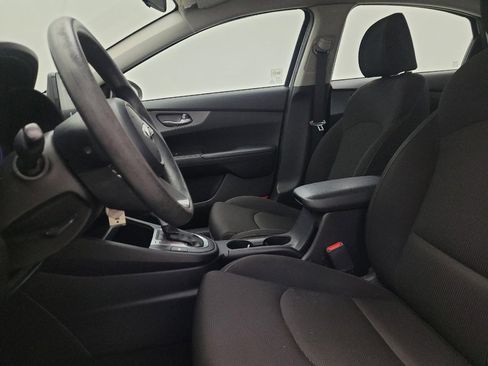 Used 2021 Kia Forte LXS FWD image 17