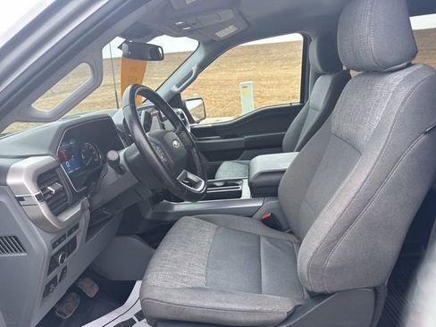 Used 2022 Ford F150 XLT w/ Equipment Group 302A High image 13
