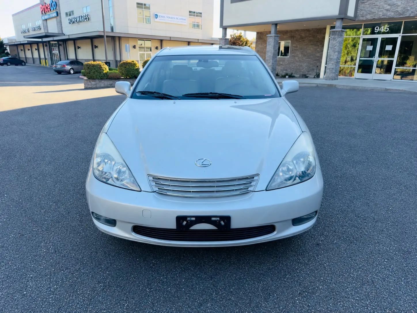 Used 2004 Lexus ES 330 w/ Premium Pkg FWD image 8