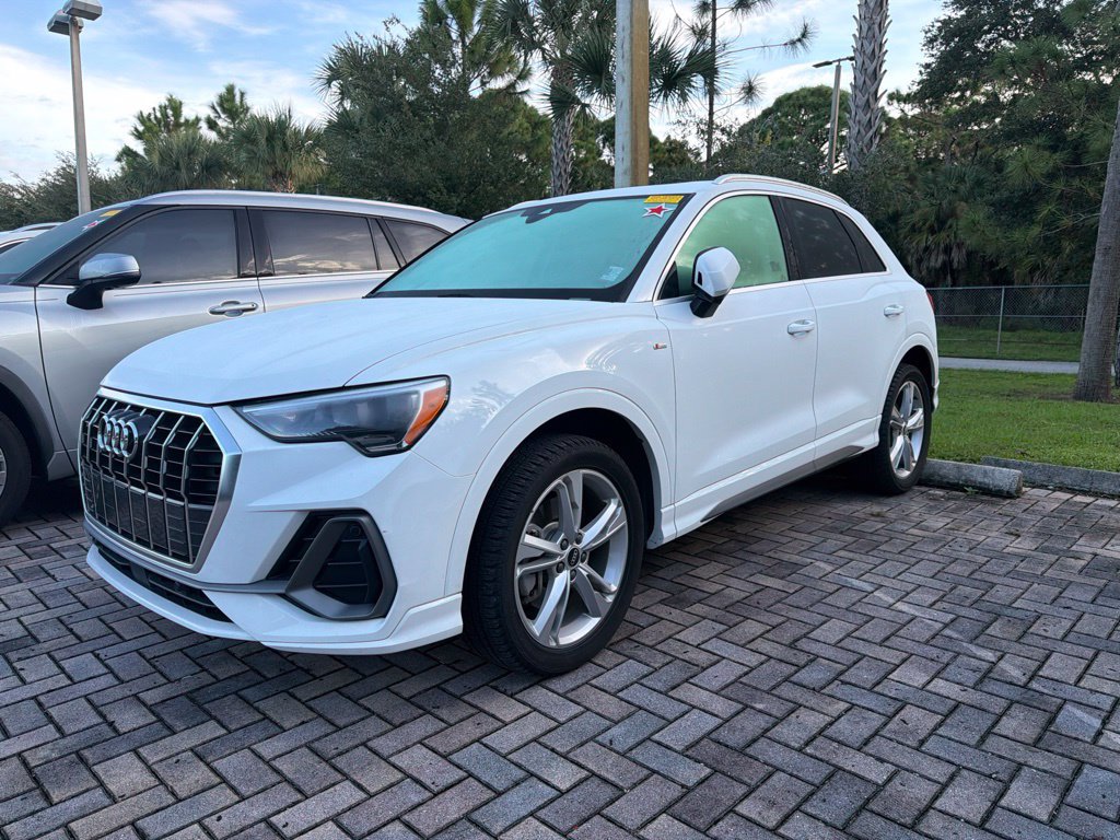 Used 2021 Audi Q3 2.0T Premium AWD/4WD image 5