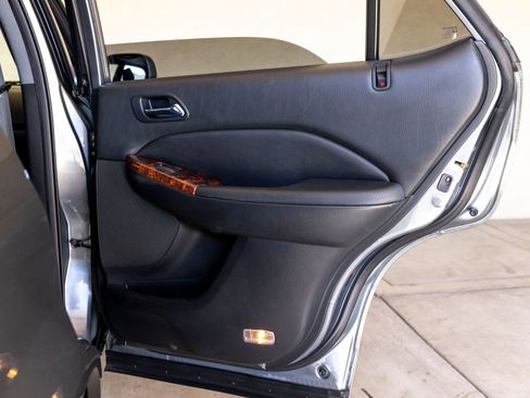 Used 2001 Acura MDX Touring image 28