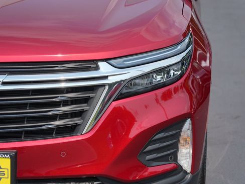 Certified 2022 Chevrolet Equinox LT AWD/4WD image 9