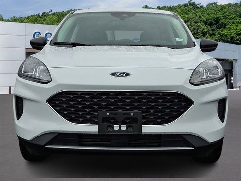 Certified 2022 Ford Escape SE w/ Convenience Package image 2