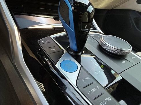 Certified 2023 BMW i4 eDrive40 w/ Premium Package RWD image 29