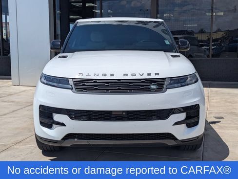Used 2025 Land Rover Range Rover Sport SE AWD/4WD image 2