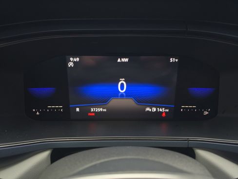 Certified 2022 Volkswagen Taos SE image 2