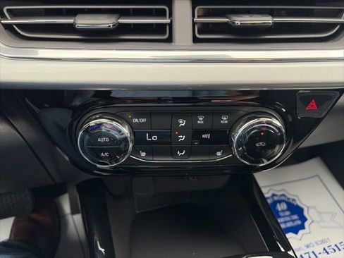 New 2026 Chevrolet Trax LT image 23