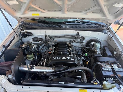 Used 2005 Toyota Sequoia SR5 RWD image 27