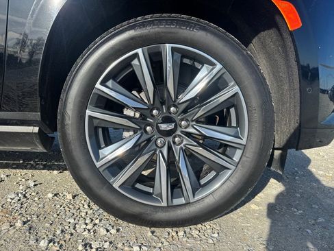 Certified 2024 Cadillac Escalade Sport Platinum w/ LPO, Floor Liner Package image 18